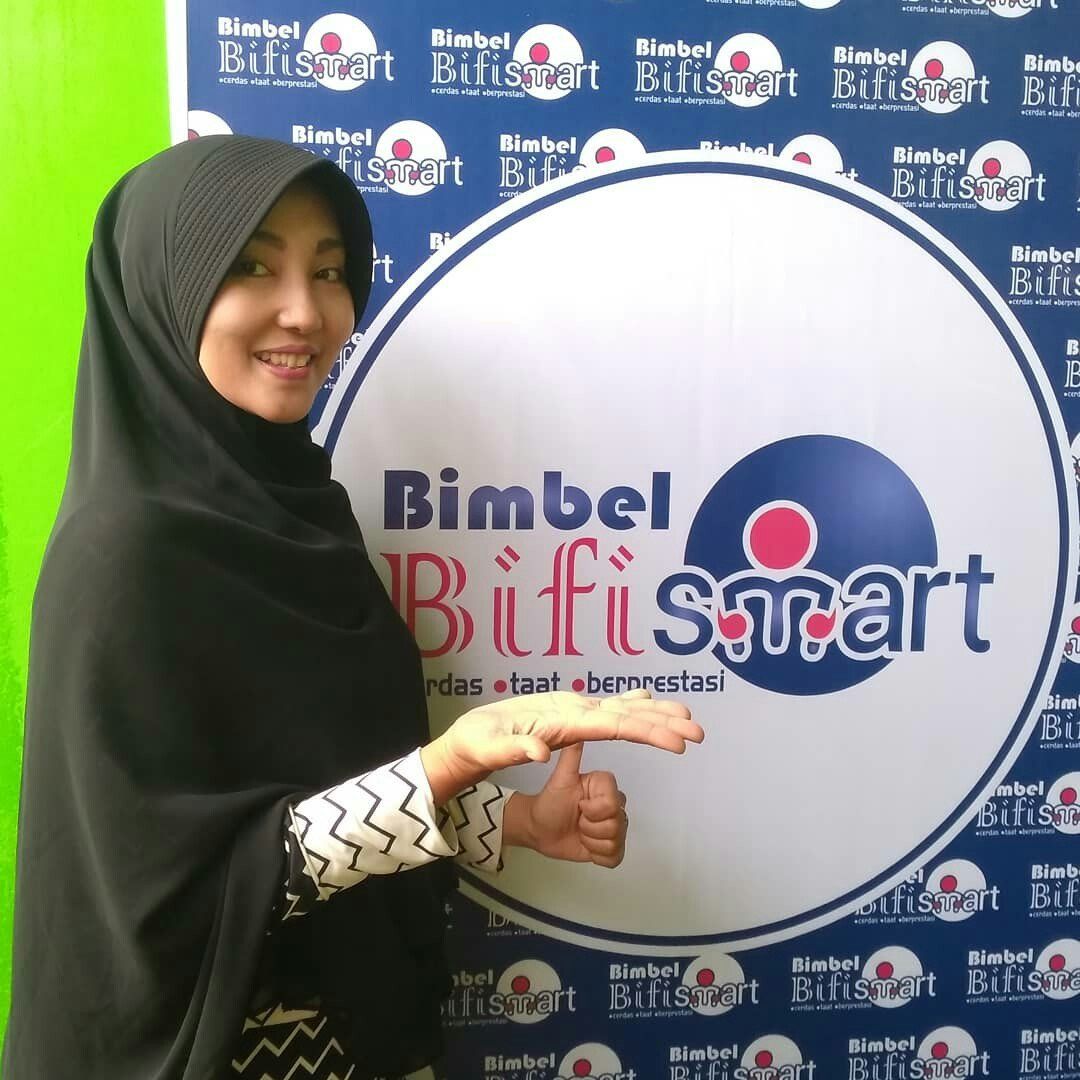 Bimbel BIFI SMART logo