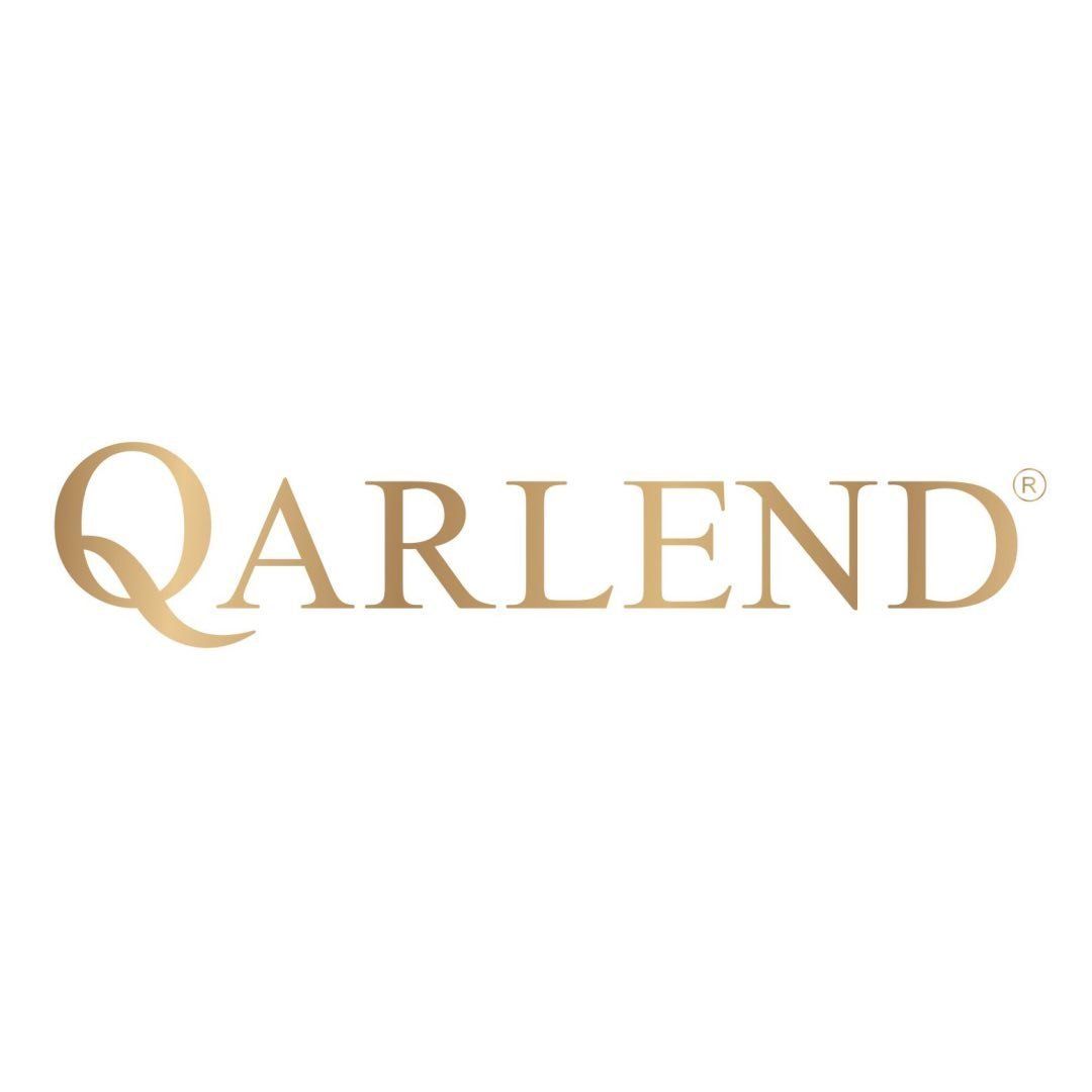 Qarlend Pillow