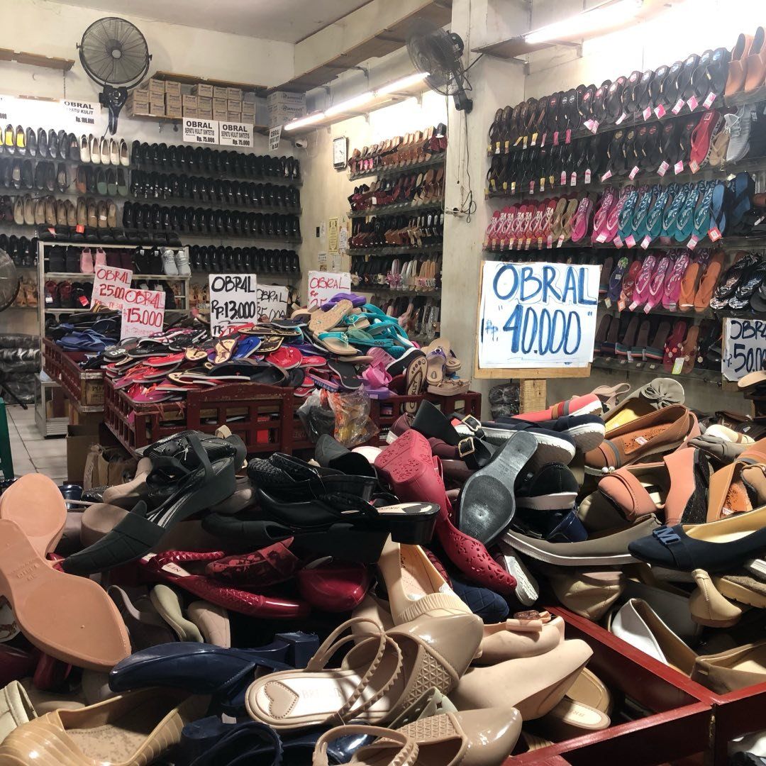 Toko Sepatu Trendy