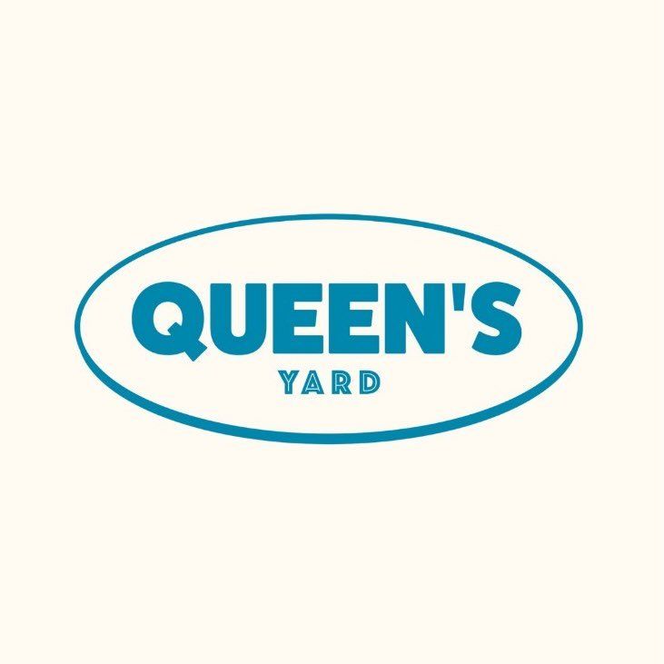 QUEENS YARD COFFEE logo