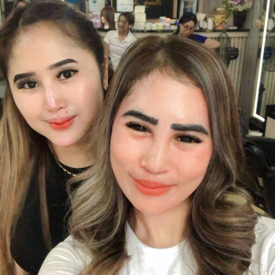 Lia Beauty Salon