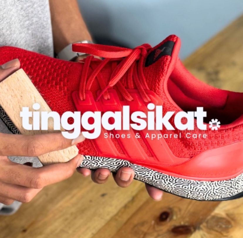 Tinggal Sikat Shoes & Bag Care