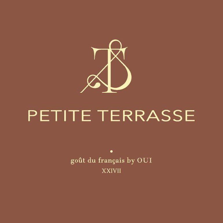 Petite Terrasse by OUI