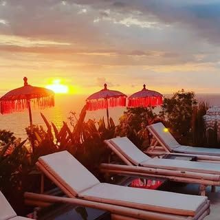 Villa Umbrella