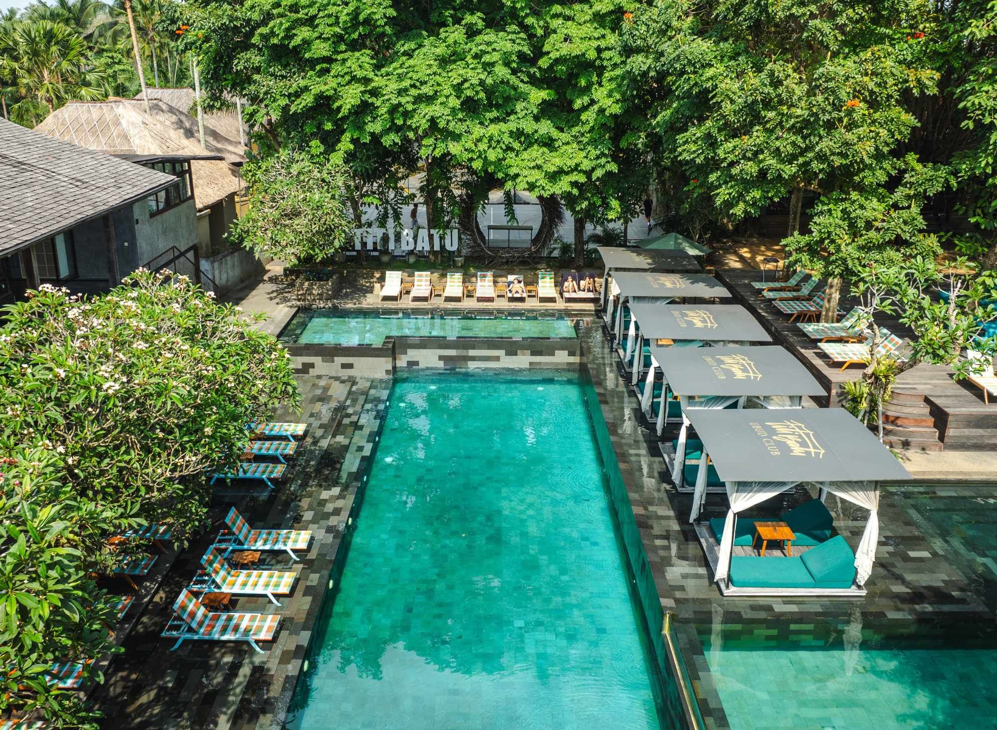 TITI BATU BALI