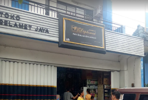 Toko Slamet Jaya