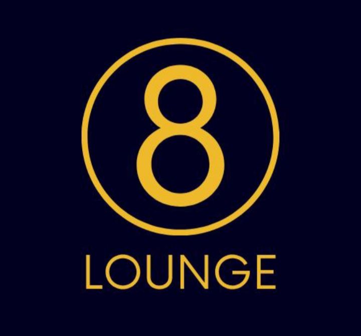 8 Lounge Kitchen